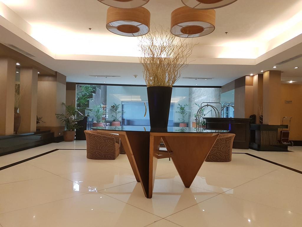 Summit Circle Cebu Hotel Bagian luar foto